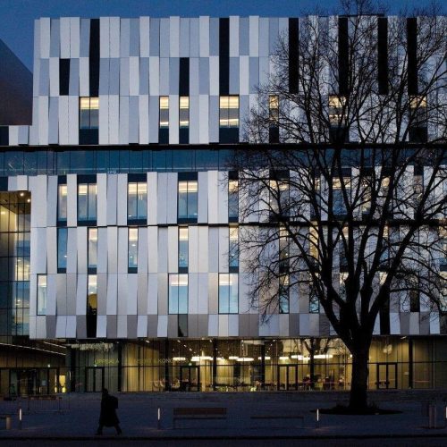 update-proj-h-larsen-arch-kopenh-concert-congress-hall-lindmann-sunrise-silver-metallic-b