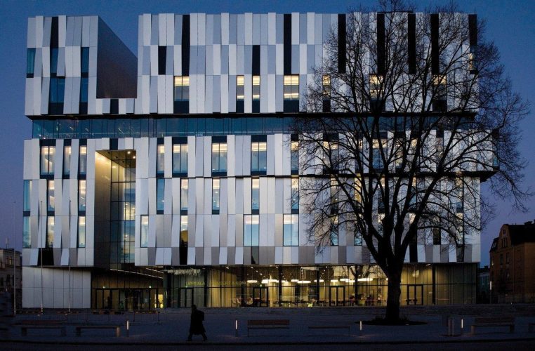 update-proj-h-larsen-arch-kopenh-concert-congress-hall-lindmann-sunrise-silver-metallic-b